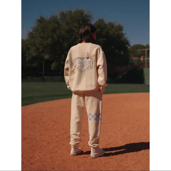 NWT Cherry LA Romance Sweatpants (Canvas) XS Hi-Performance Romance Collection - Picture 6 of 11